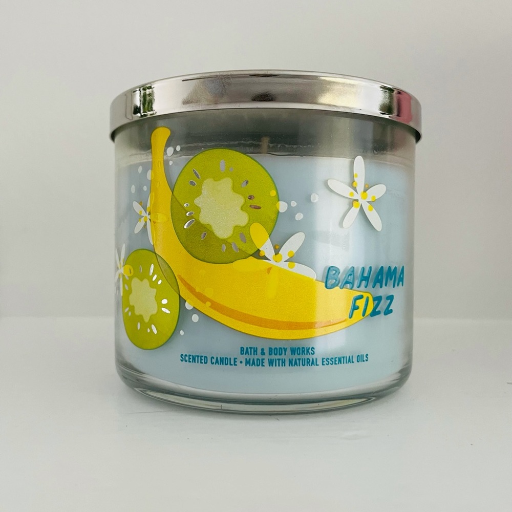 Bath & body works Bahama Fizz candle